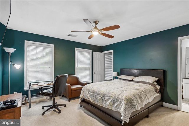 9008 FLETCHER FARM CT, Manassas, VA 20112