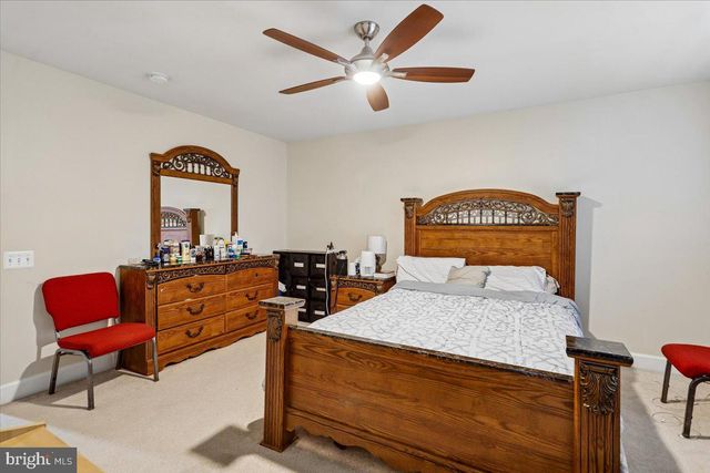 9008 FLETCHER FARM CT, Manassas, VA 20112