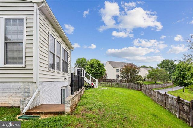 9008 FLETCHER FARM CT, Manassas, VA 20112