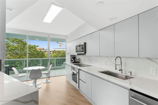 2127 Brickell Ave 705, Miami, FL 33129