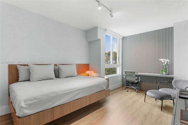 2127 Brickell Ave 705, Miami, FL 33129