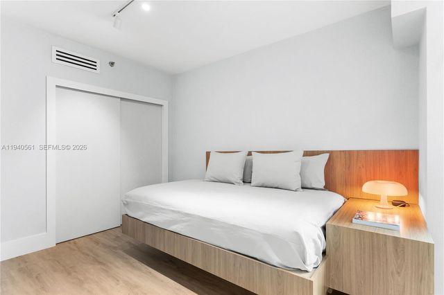 2127 Brickell Ave 705, Miami, FL 33129