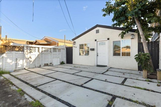 1628 C Ave, National City, CA 91950