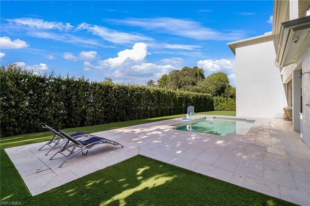 1252 Biltmore DR, Fort Myers, FL 33901