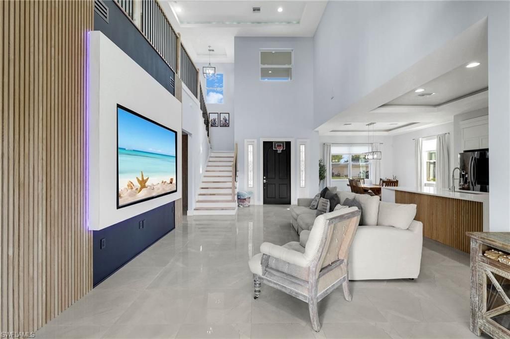 1252 Biltmore DR, FORT MYERS, FL 33901 — photo 4
