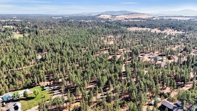 16619 S Sherman Rd, Cheney, WA 99004