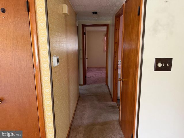 435 FREDERICK DR, Dallastown, PA 17313