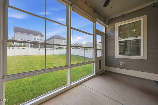 305 Ivy Arbor Way, Holly Springs, NC 27540