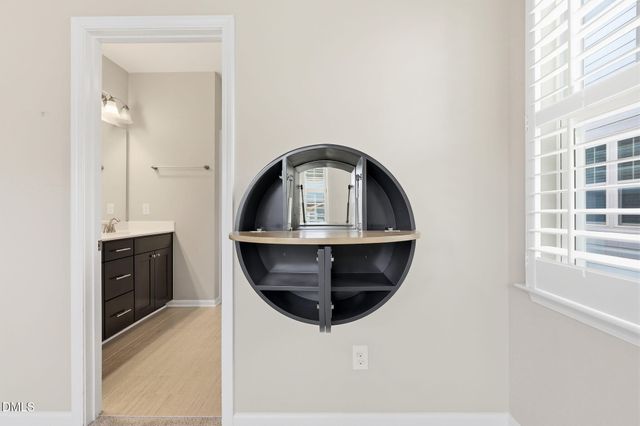 305 Ivy Arbor Way, Holly Springs, NC 27540