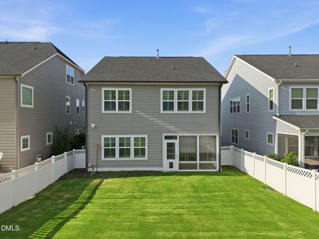 305 Ivy Arbor Way, Holly Springs, NC 27540