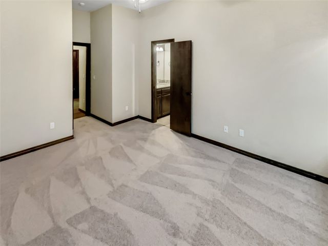 11125 NW 8th Street, Yukon, OK 73099