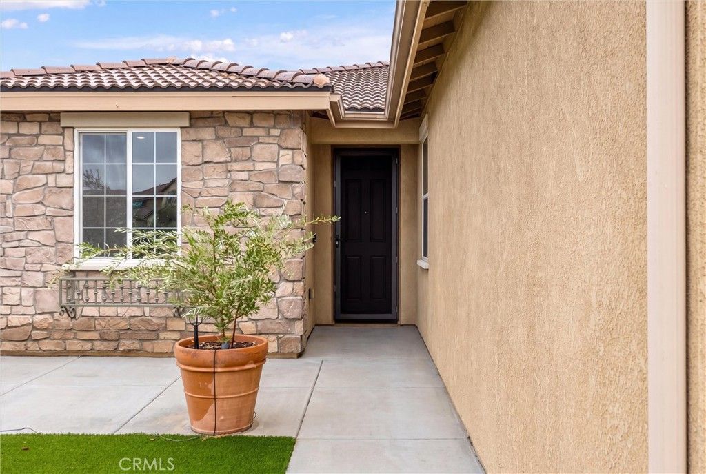 11908 Confluence Dr, Jurupa Valley, CA 91752 — photo 5