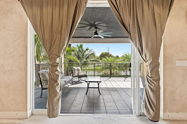 9232 Pineville Drive, Lake Worth, FL 33467