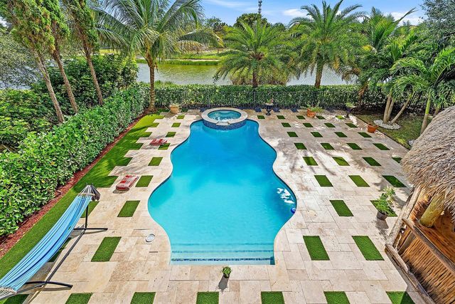 9232 Pineville Drive, Lake Worth, FL 33467