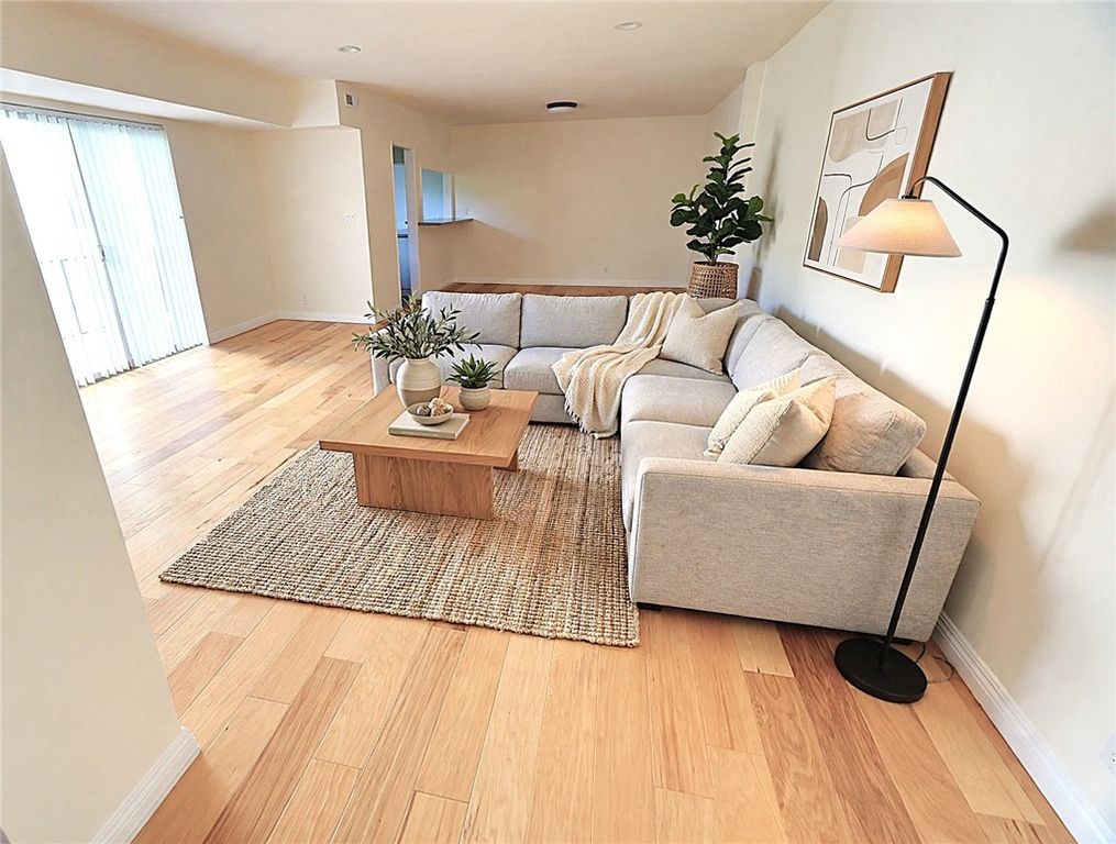 7309 Franklin Avenue 406, Los Angeles, CA 90046 — photo 3