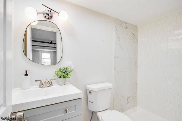 108 Hillside Ter, Irvington Twp., NJ 07111