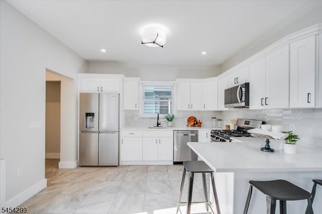 108 Hillside Ter, Irvington Twp., NJ 07111