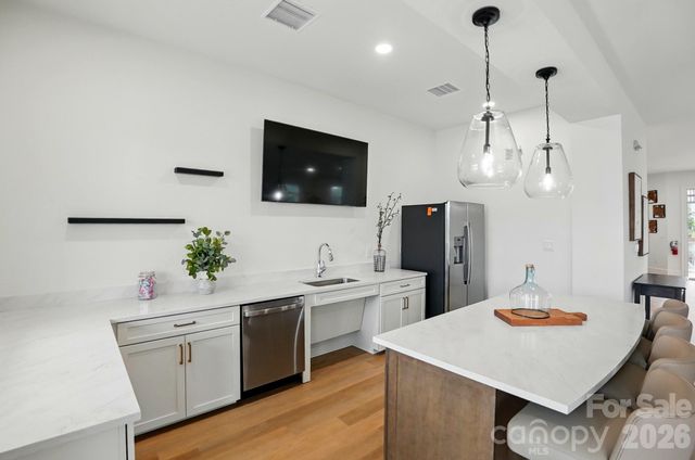 1782 Wardwell Drive, Sherrills Ford, NC 28673