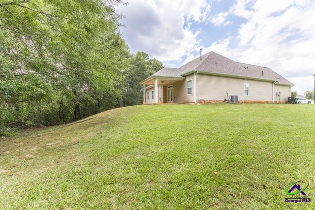 106 E Haven Court, Kathleen, GA 31047