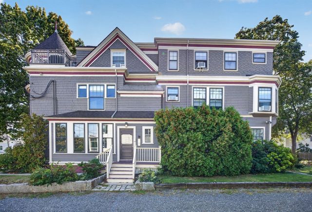 254 Lafayette St 2F, Salem, MA 01970