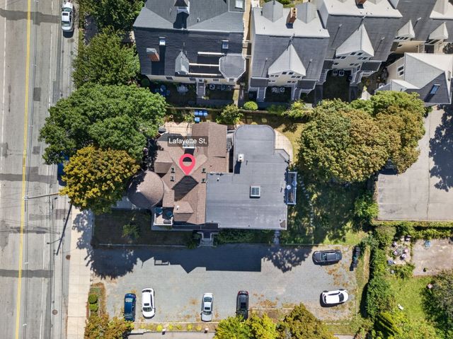 254 Lafayette St 2F, Salem, MA 01970