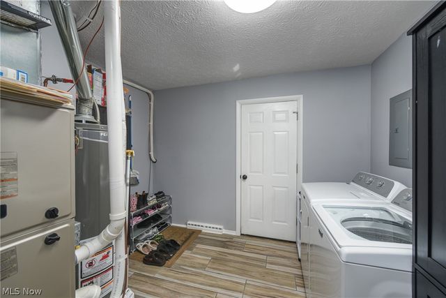 572 Bell Avenue, Elyria, OH 44035