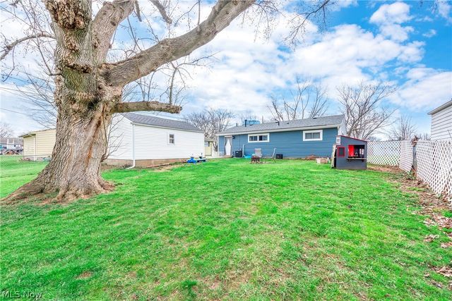 572 Bell Avenue, Elyria, OH 44035