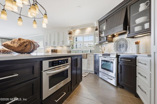 1951 OCEAN Drive S 2A, Jacksonville Beach, FL 32250