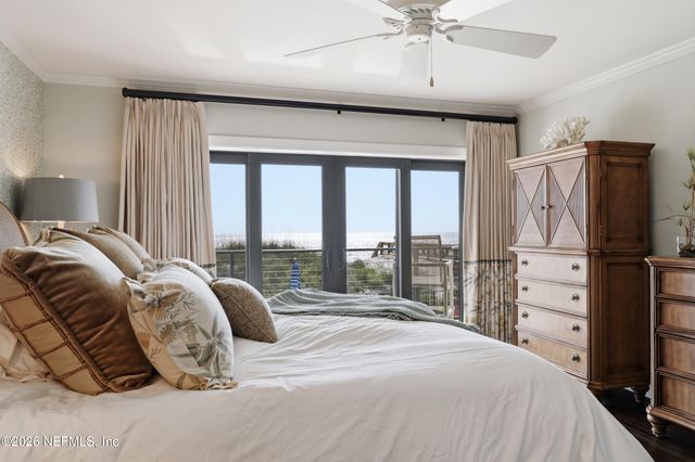 1951 OCEAN Drive S 2A, Jacksonville Beach, FL 32250