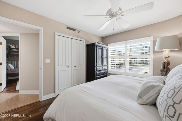 1951 OCEAN Drive S 2A, Jacksonville Beach, FL 32250