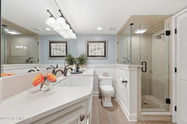 1951 OCEAN Drive S 2A, Jacksonville Beach, FL 32250