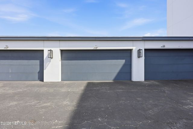1951 OCEAN Drive S 2A, Jacksonville Beach, FL 32250