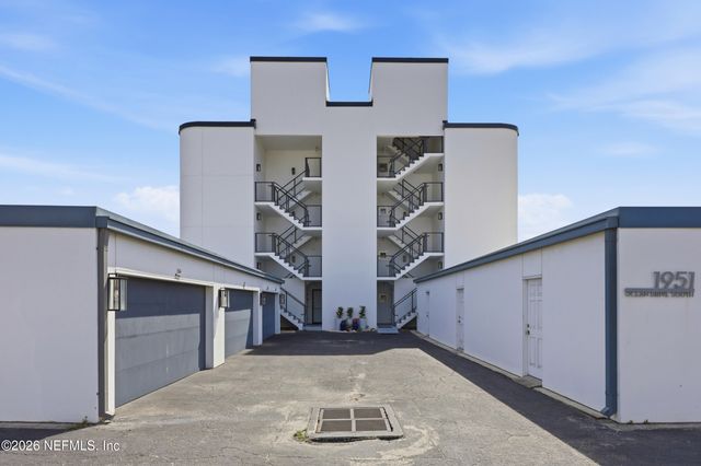 1951 OCEAN Drive S 2A, Jacksonville Beach, FL 32250