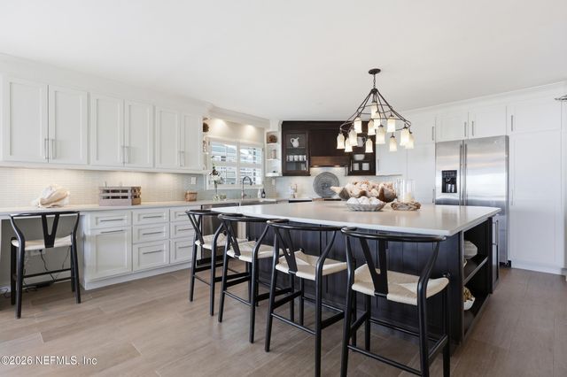 1951 OCEAN Drive S 2A, Jacksonville Beach, FL 32250