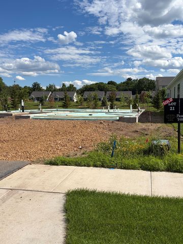 2364 Sydney Lane, Hudson, WI 54016