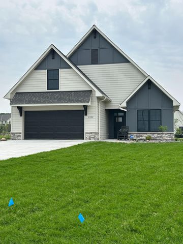 2364 Sydney Lane, Hudson, WI 54016