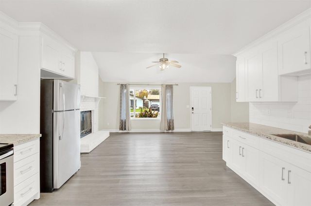 4109 E Orangeburg Ave, Modesto, CA 95355