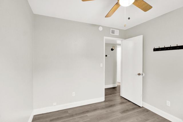 4109 E Orangeburg Ave, Modesto, CA 95355