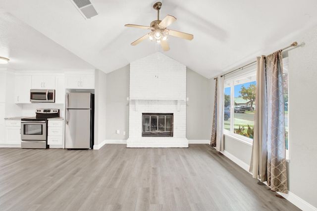 4109 E Orangeburg Ave, Modesto, CA 95355