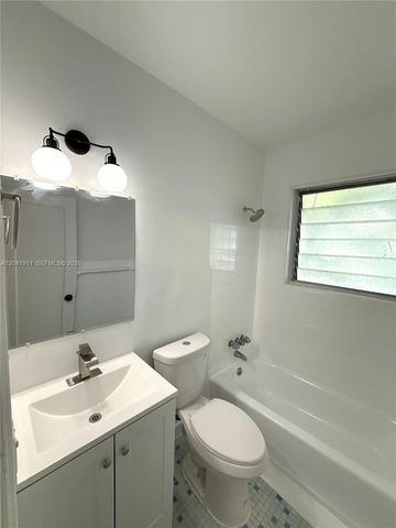 641 10th Street 2, Miami Beach, FL 33139