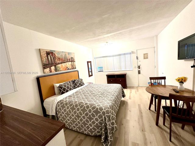 26 Diplomat Pkwy 2325, Hallandale Beach, FL 33009