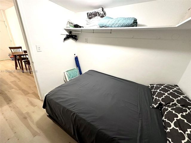 26 Diplomat Pkwy 2325, Hallandale Beach, FL 33009