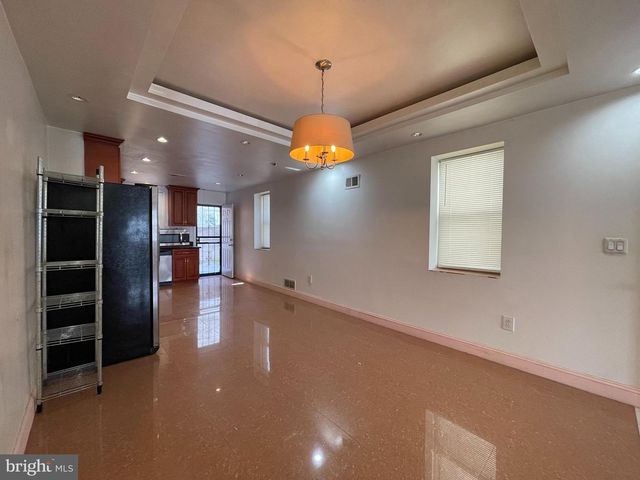 2203 S 5TH ST, Philadelphia, PA 19148