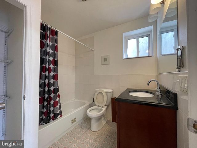 2203 S 5TH ST, Philadelphia, PA 19148