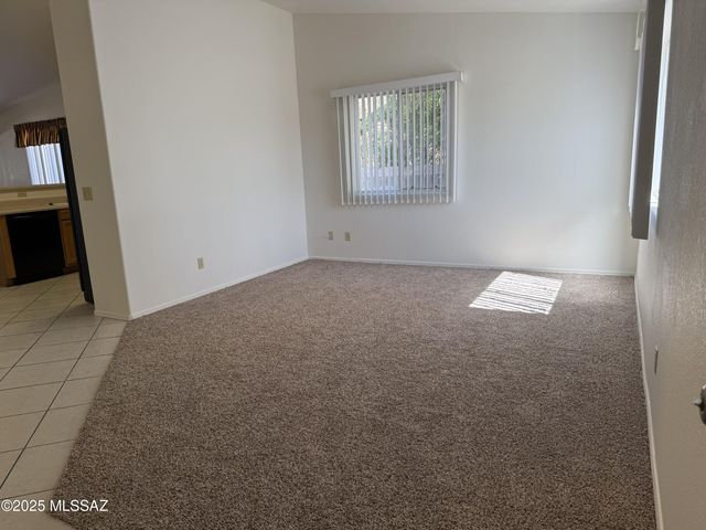 2946 W Ring Tail Drive, Tucson, AZ 85746