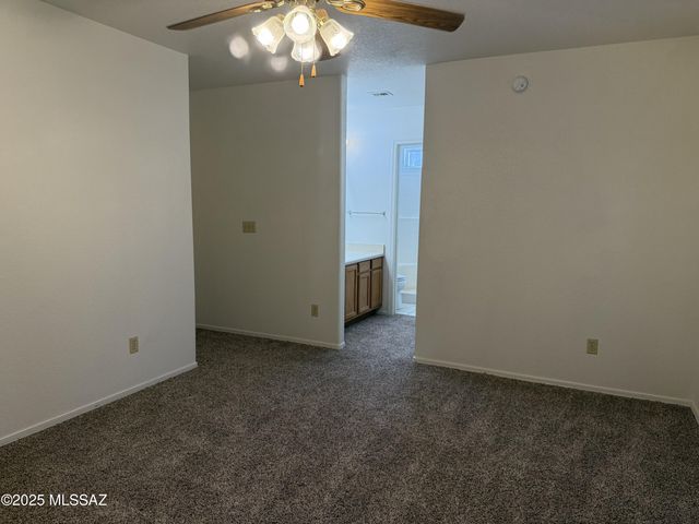 2946 W Ring Tail Drive, Tucson, AZ 85746