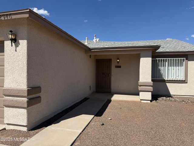 2946 W Ring Tail Drive, Tucson, AZ 85746