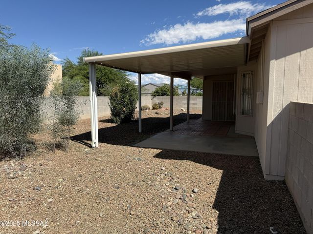 2946 W Ring Tail Drive, Tucson, AZ 85746
