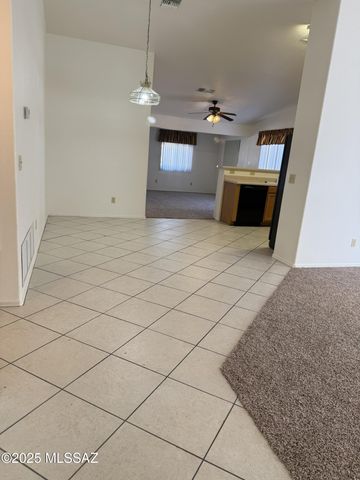 2946 W Ring Tail Drive, Tucson, AZ 85746