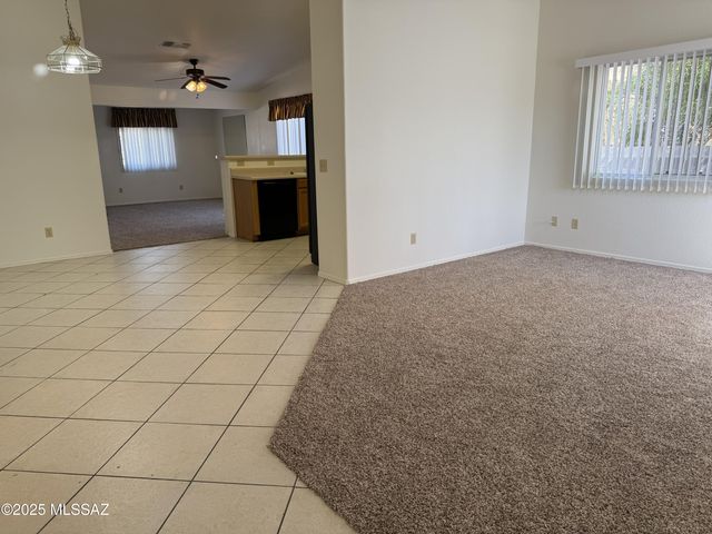 2946 W Ring Tail Drive, Tucson, AZ 85746